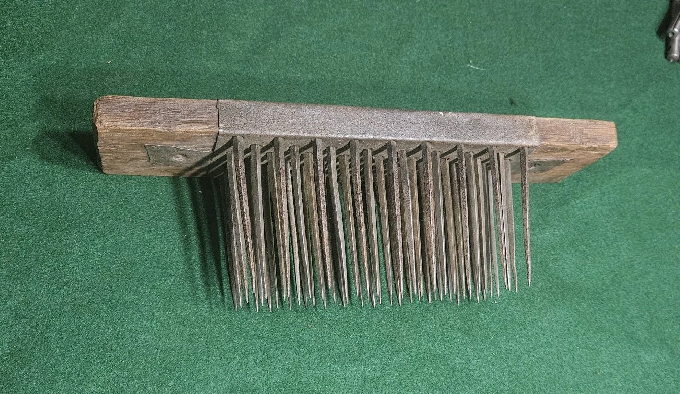 Antique Primitive Flax Hetchel Wool Comb 11.5″ Long Farm Stamped Metal / Wood