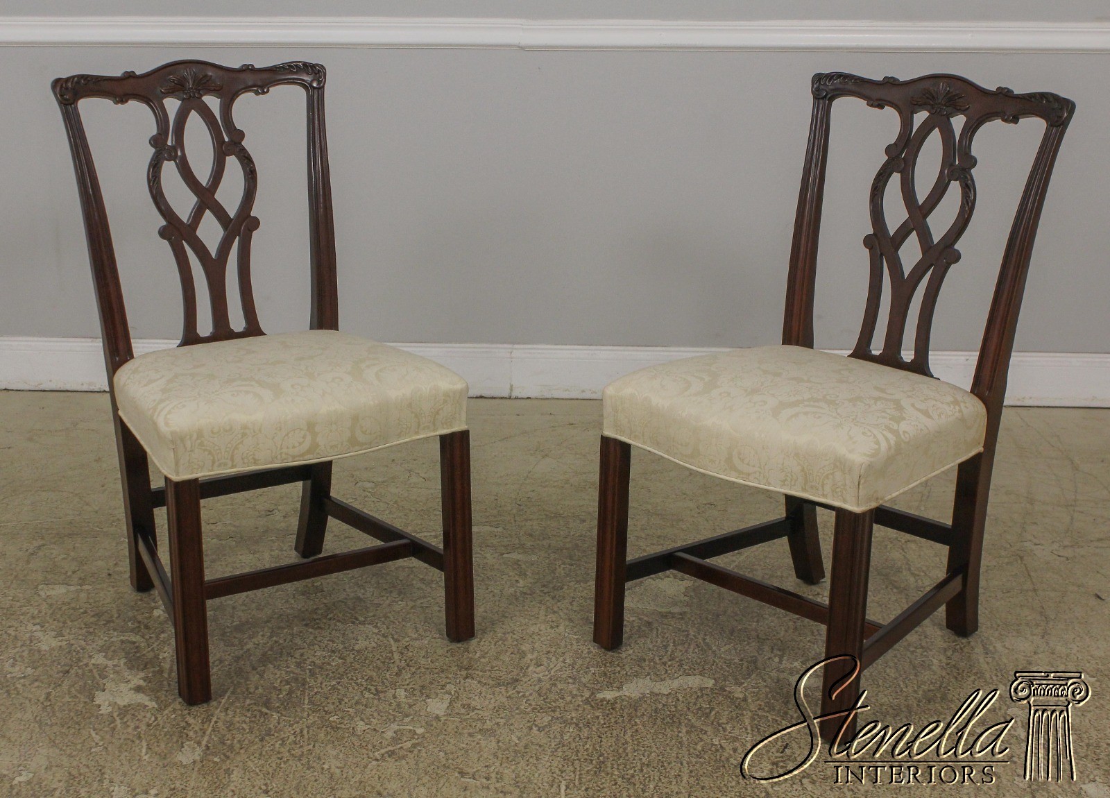 L57480: Set of 8 KINDEL Oxford Mahogany Chippendale Dining Room Chairs