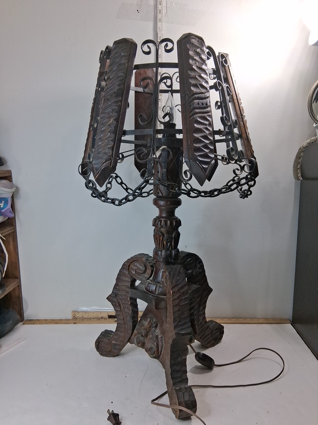 Vintage Ebonized Wood Brutalist Tramp Art Medieval Carved 32” Table Lamp. TDGD