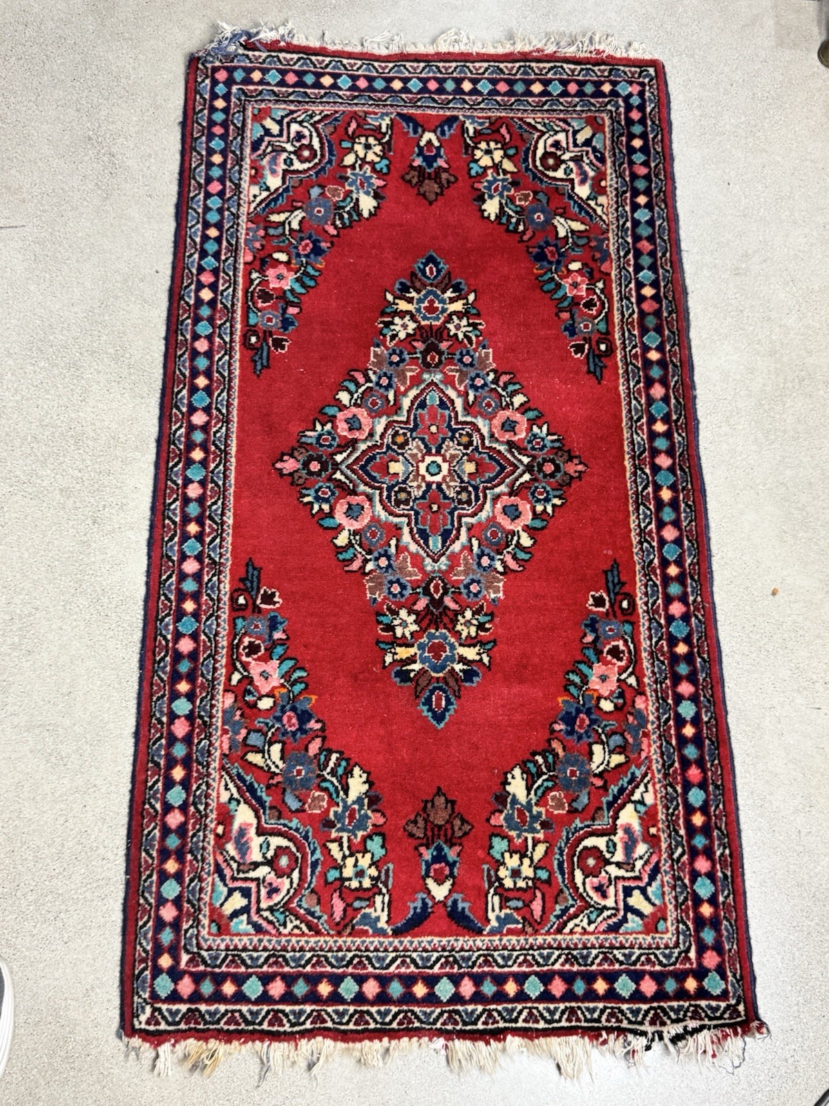 C.1950 Middle Eastern Accent Rug w/ Floral Medallion 48″x26″ Hand Knotted Wool