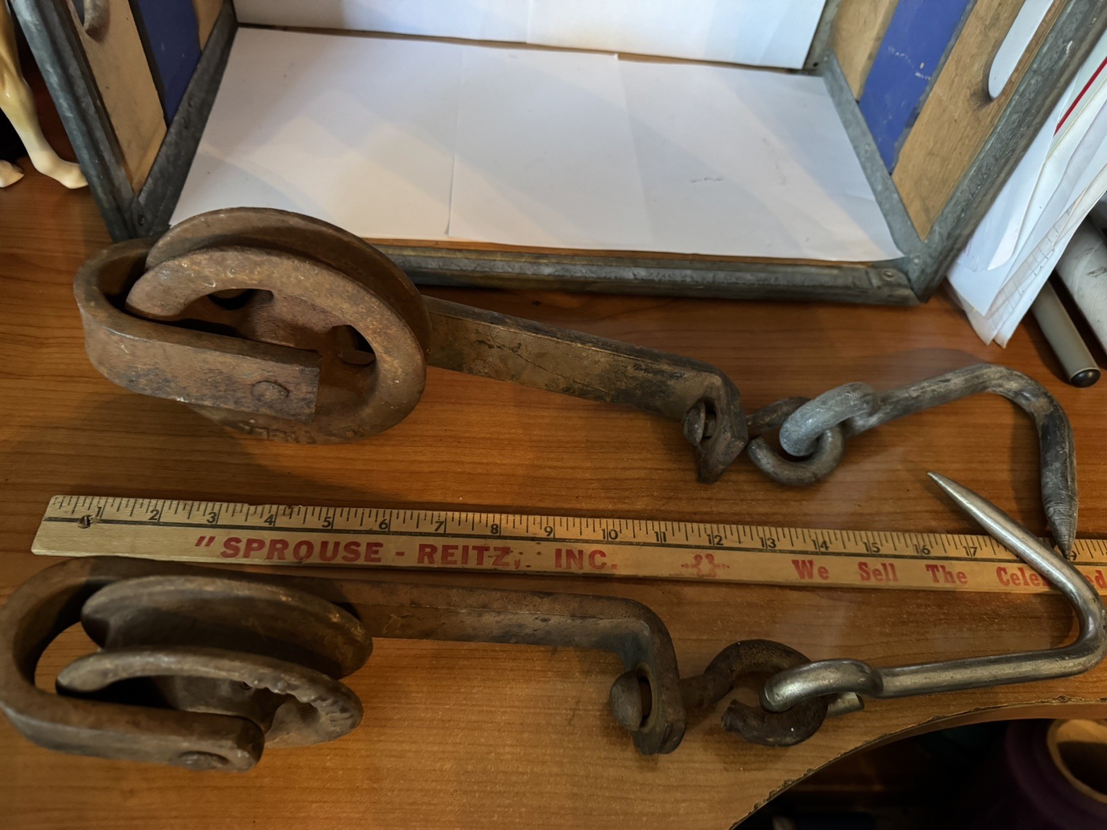 2 Vintage Le Fiell Butcher Meat Hook Pulley Trolley Hangers 20″ & 18″ r6s3