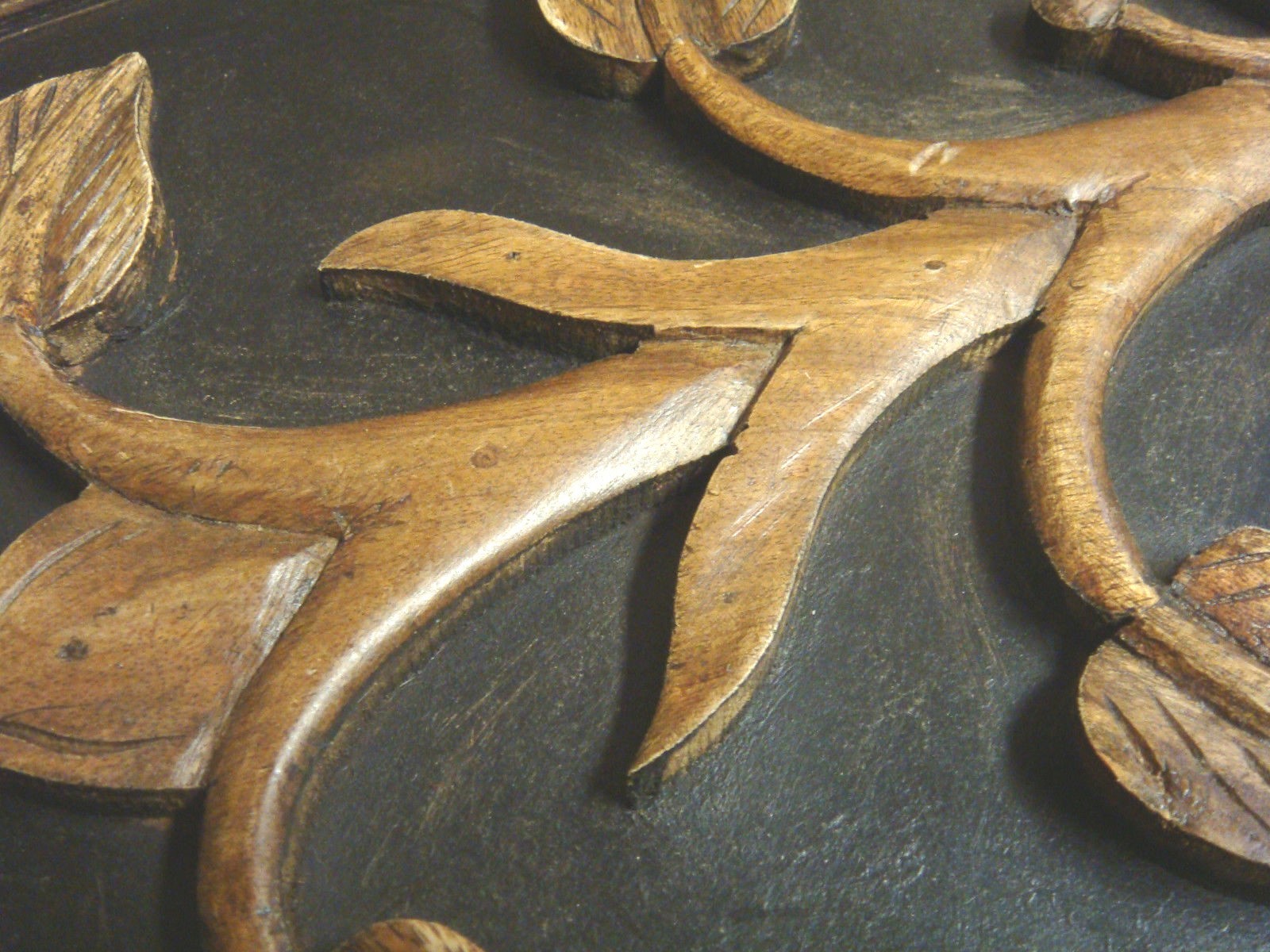 Unique Hand Carved Wooden Plaque Tree Design – 12″ x 17 1/2″