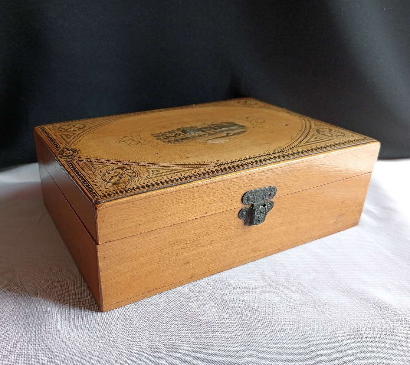 Antique Mauchline Ware Patterned Sewing Box Arundel Castle Acorn Orchid Rose
