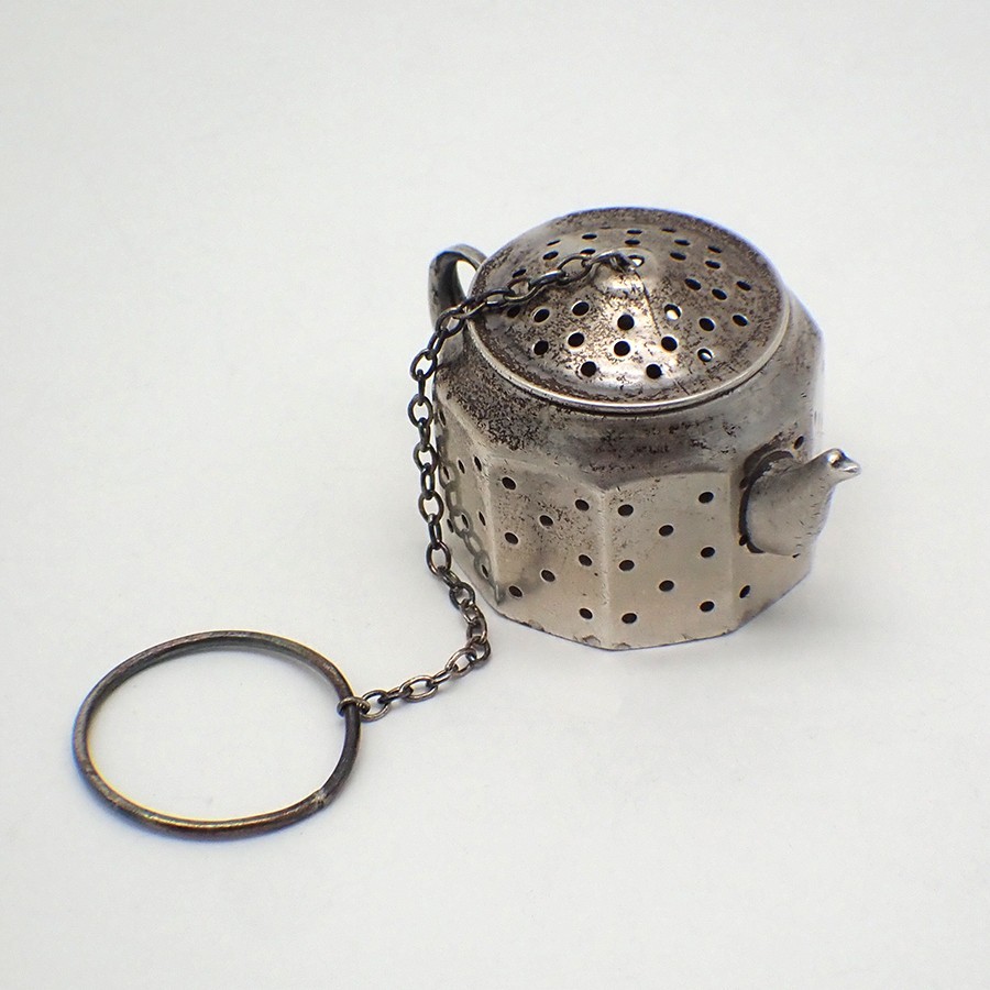 Teapot Form Tea Infuser Amcraft Sterling Silver