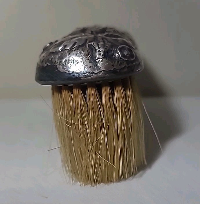 19th C. Gorham #212 REPOUSSE Sterling Silver Victorian Clothes Brush 5″ 73 Gram