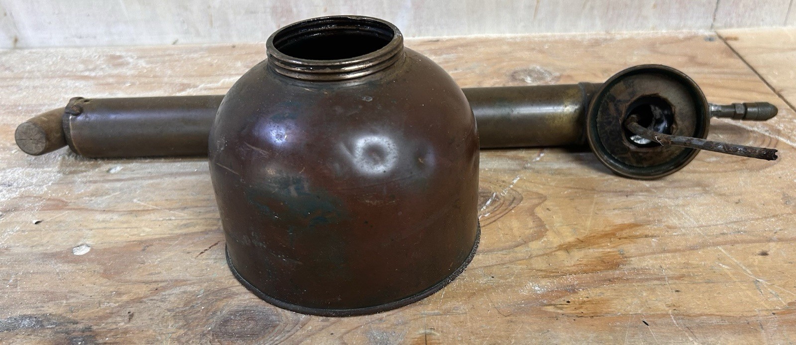D. B. Smith & Co. Blizzard Continuous Bug Sprayer Copper Brass 18 Works Nice