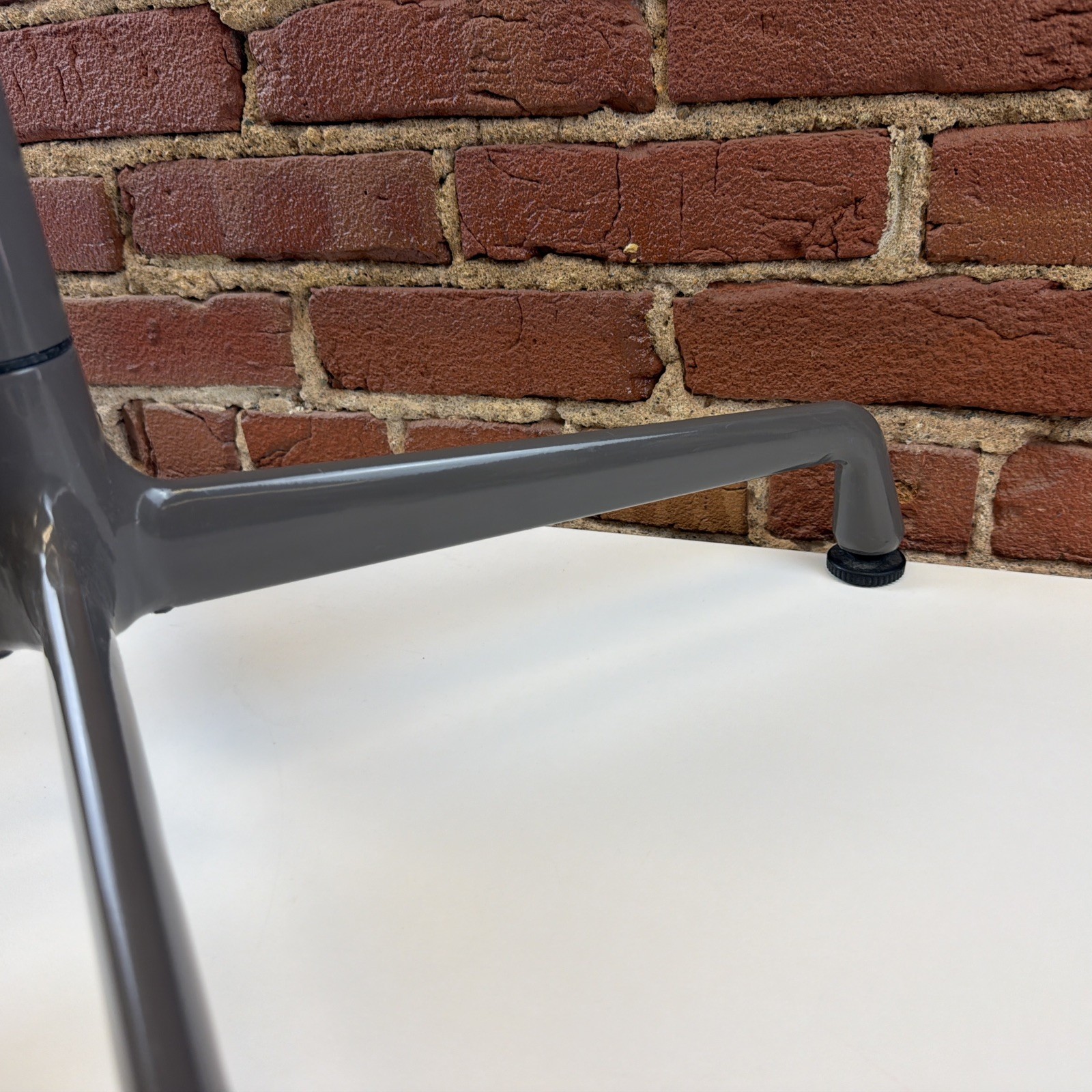 Herman Miller Eames Segmented Aluminum Group Dining Table Base Dark Gray