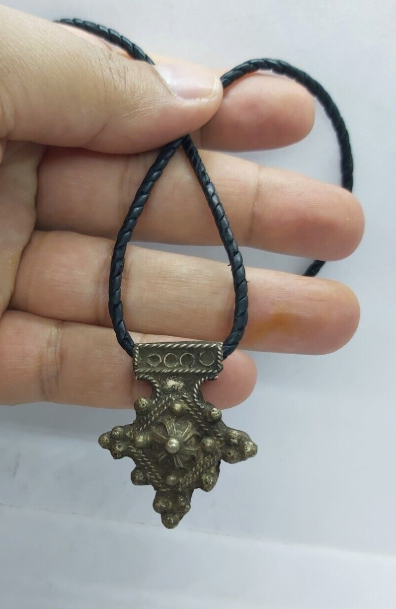 Antique Moroccan Old Berber Necklace Pendant Cross-Boghdad-Draa Valley Jewelry