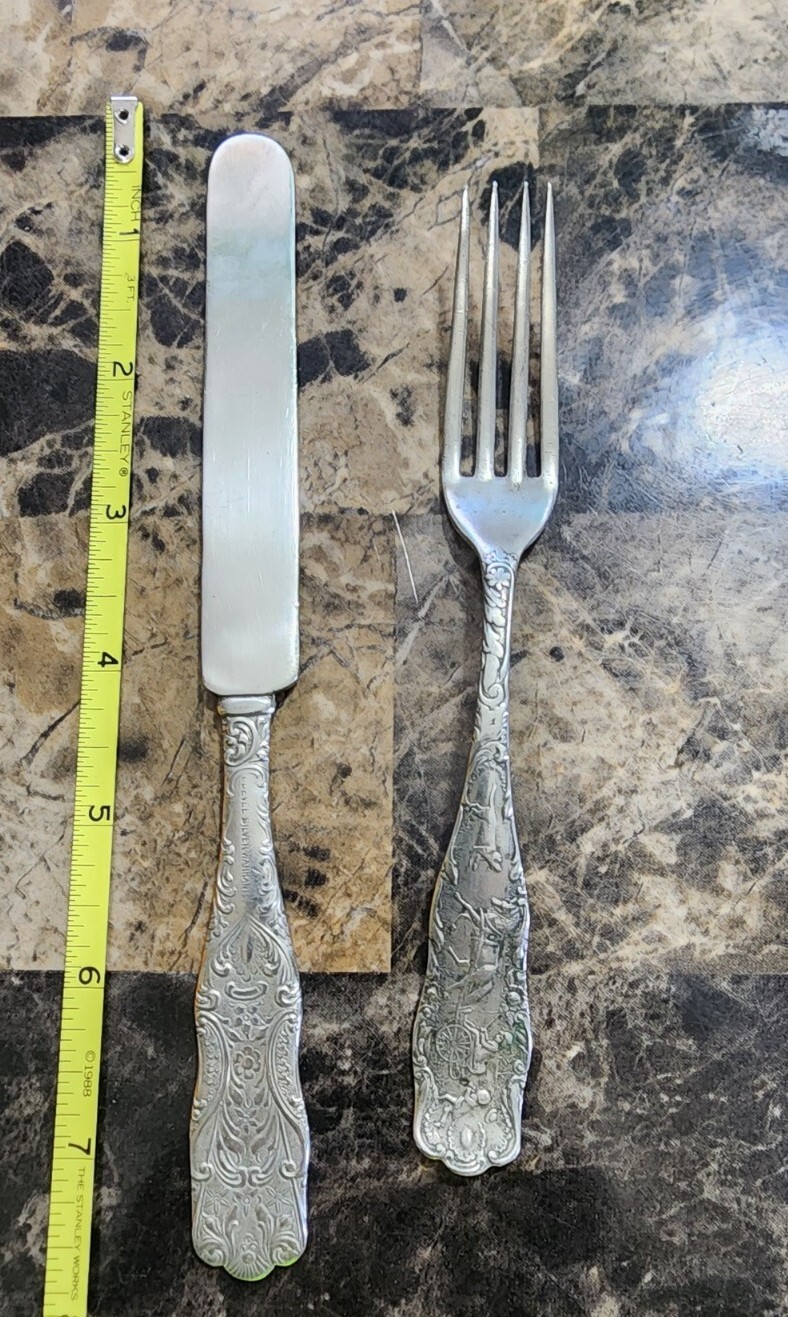 ANTIQUE PICTORIAL CUEVEE SILVERPLATED YOUTH FORK & KNIFE/ SPREADER 👨‍👦‍👦🧈