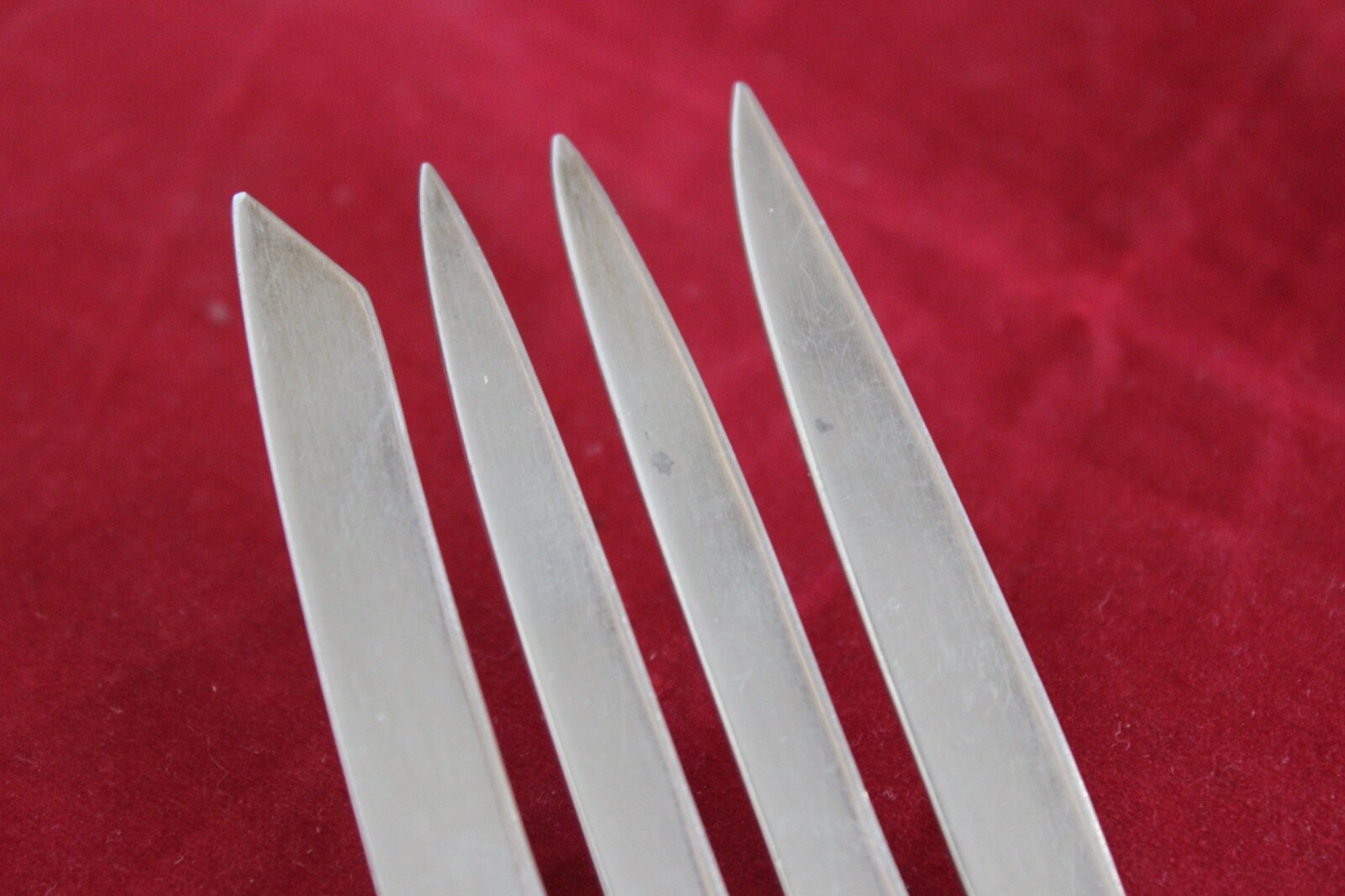 International Deerfield-Beacon Hill Sterling Silver Cold Meat Serving Fork 70.8G