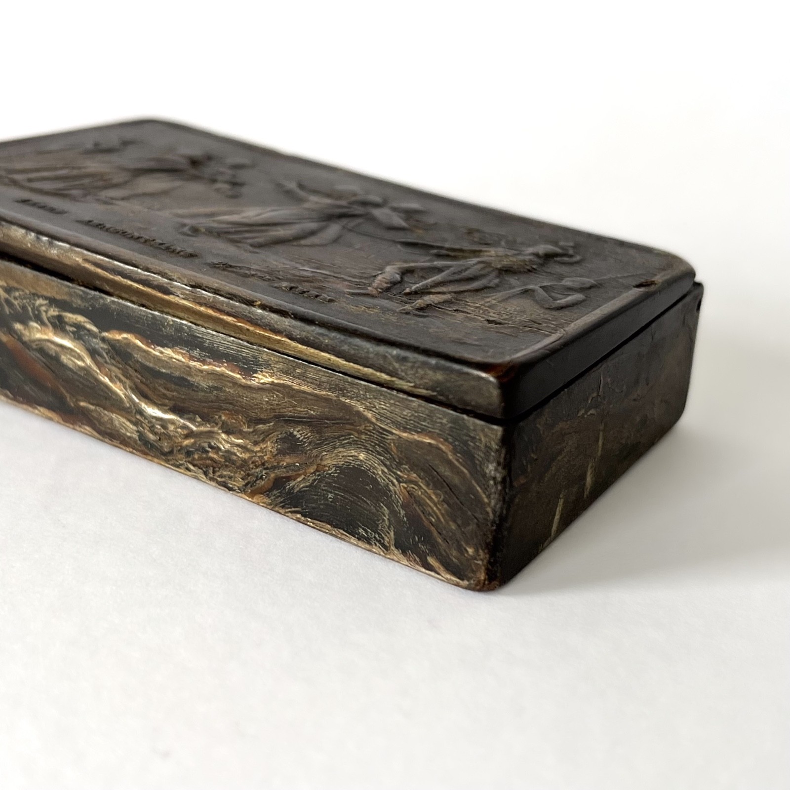 19th Century Carved Horn Snuff Box Religious Scene Jesus Meets His Mother