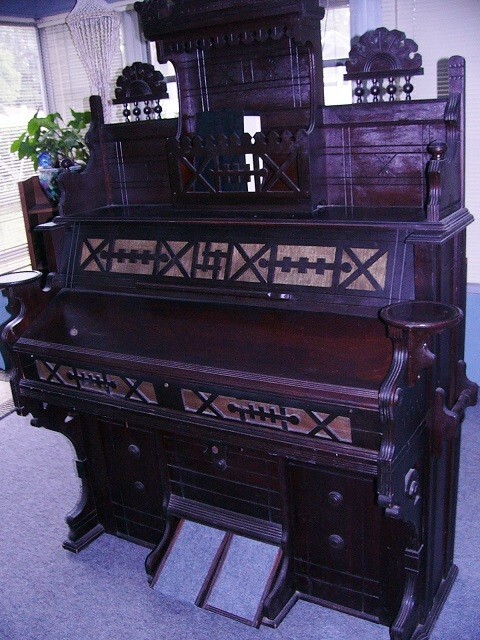 1880s Victorian Estey Organ Vox Humana Tremolo Brattleboro USA