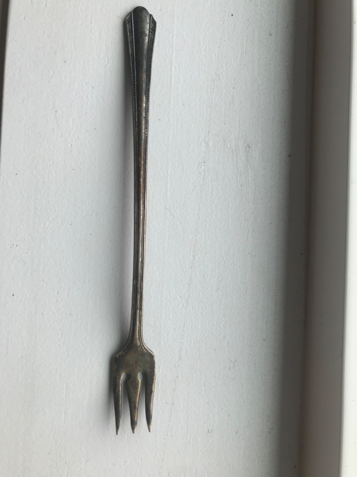 Vintage Wm. A. Rogers A-1 Plus Oneida Malibu 1934 Olive/Pickle/ Seafood Fork