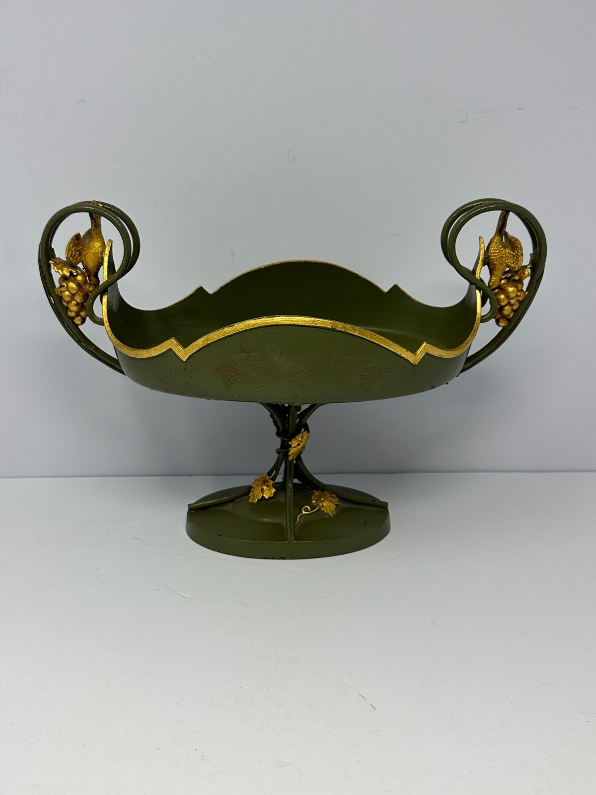 Wilcox Silver Plate Co Antique Quadruple Plate Hand Painted Fruit Compote Bowl