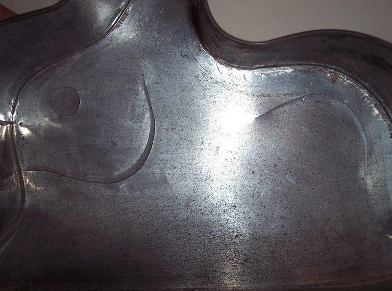 ANTIQUE PRIMITIVE EASTER BUNNY RABBIT FORM BAKING MOLD HANDMADE METAL PAN