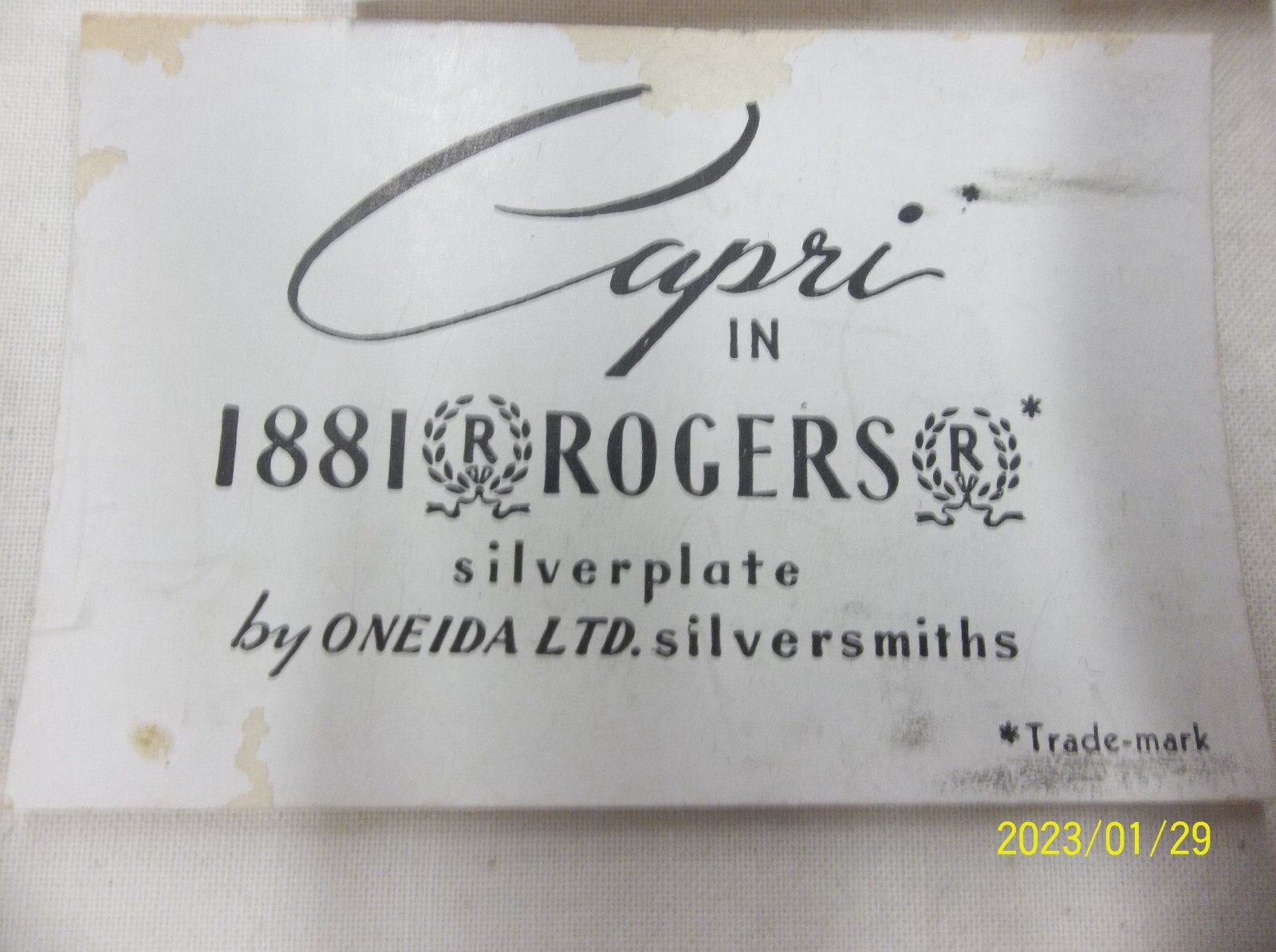 70 Piece Set CAPRI Silverplate Flatware by 1881 Rogers Oneida Ltd in wood case