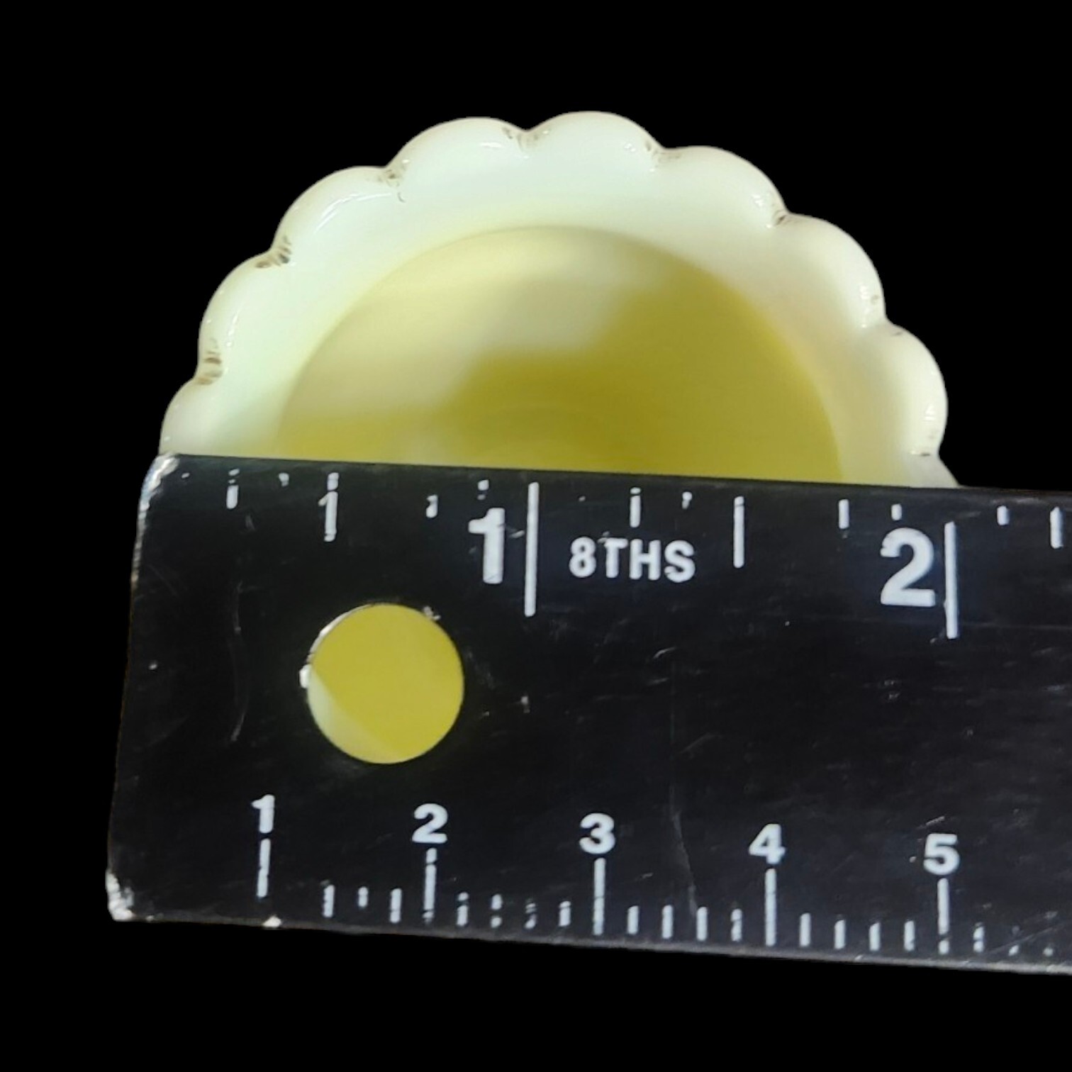 EAPG Heisey Custard Glass Winged Scroll Toothpick Holder 2.25″ .c 1899 UV Glows