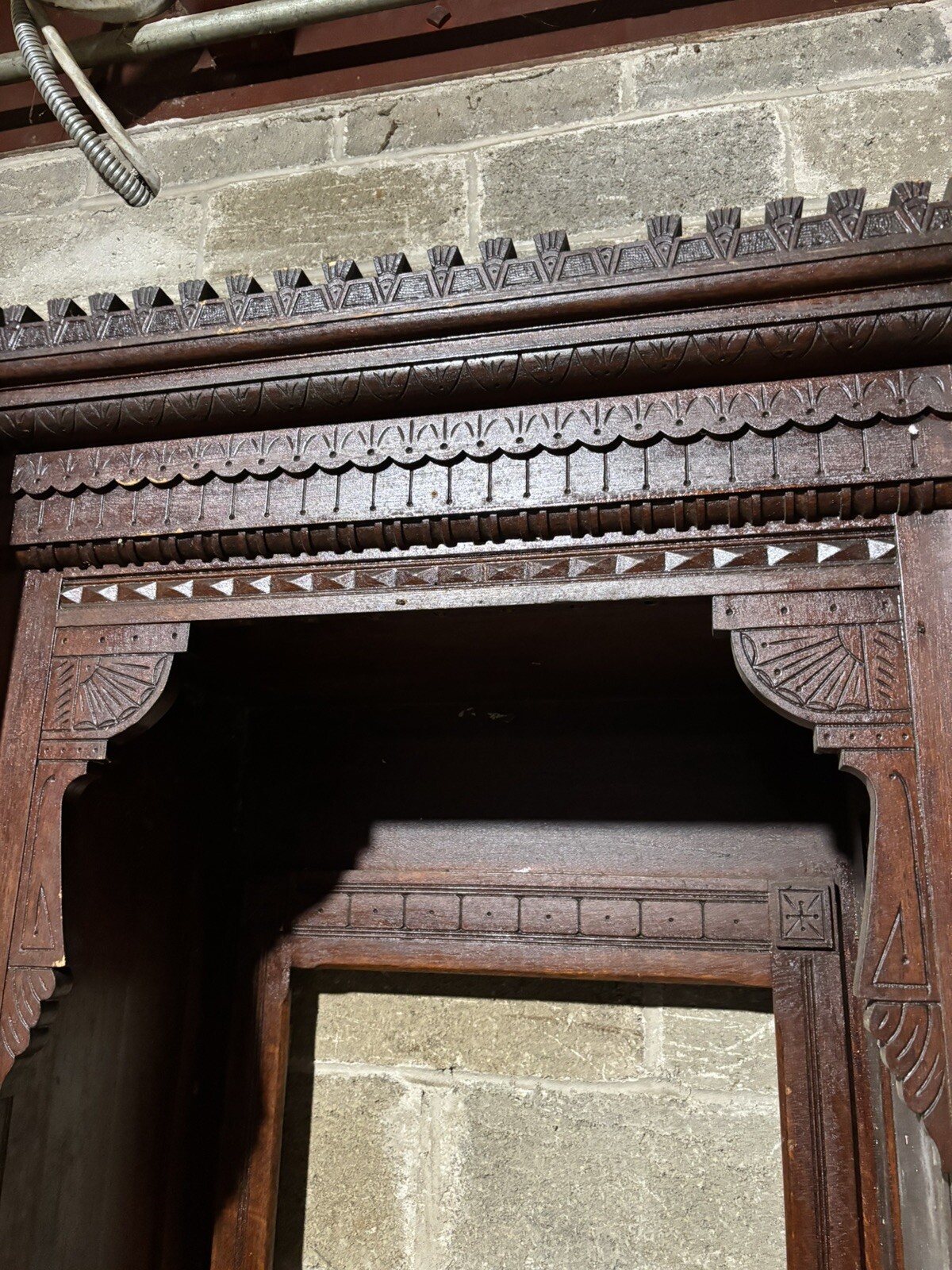 ANTIQUE CARVED 1/4 SAWN OAK CLOSET FRONT~ BUILT IN ARMOIRE~ 102 X 98 ~ SALVAGE