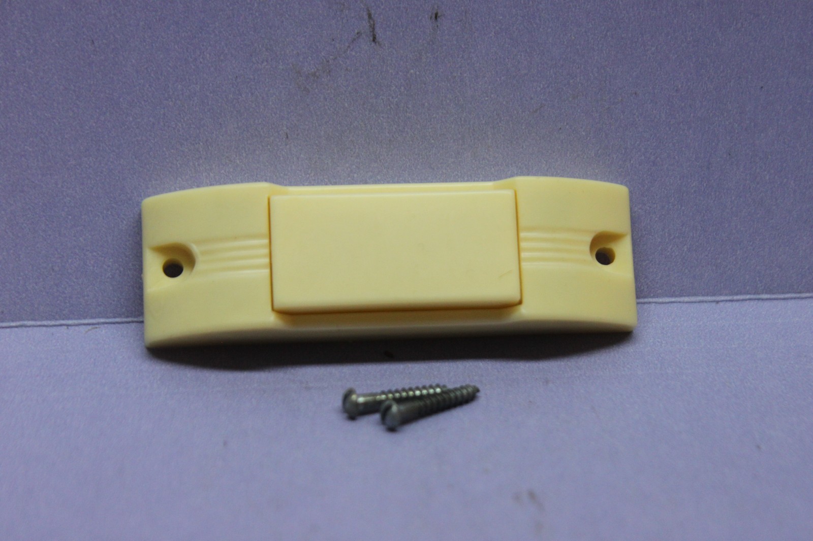 ✅ Vintage Leviton Ivory ART DECO Doorbell Push Button, Feather Touch, USA, NEW