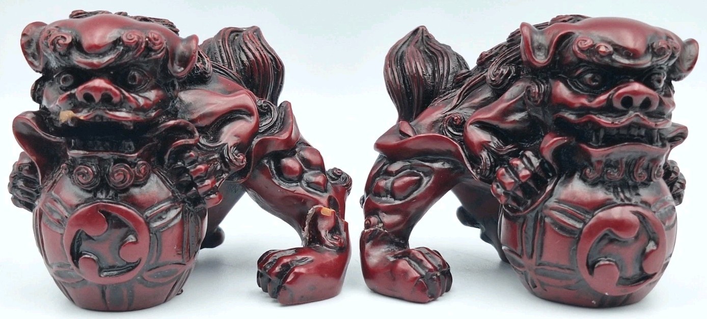 VTG Hand-Carved Red Resin Chinese Foo Dog Pair Yin Yang Guardian Lions Figurines