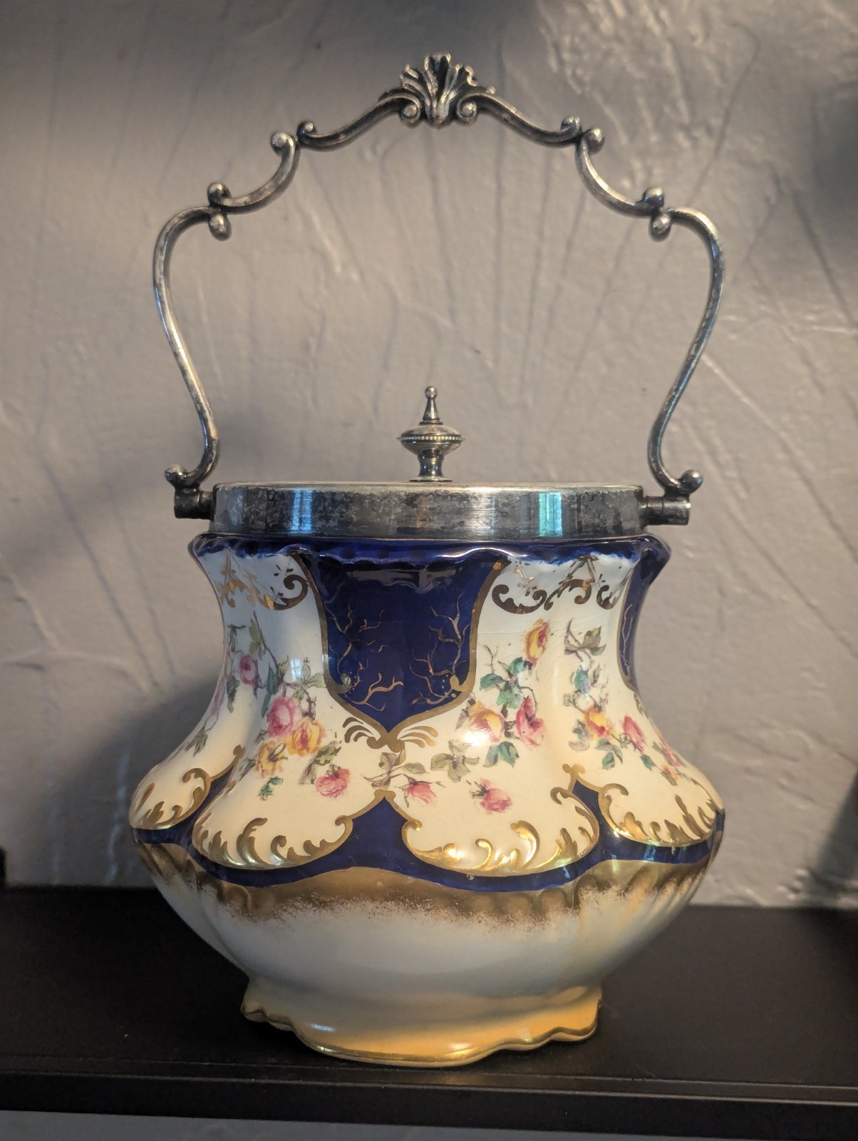Antique silver-plated Biscuit Jar. made in England, Birmingham JOHN COLLIER &CO