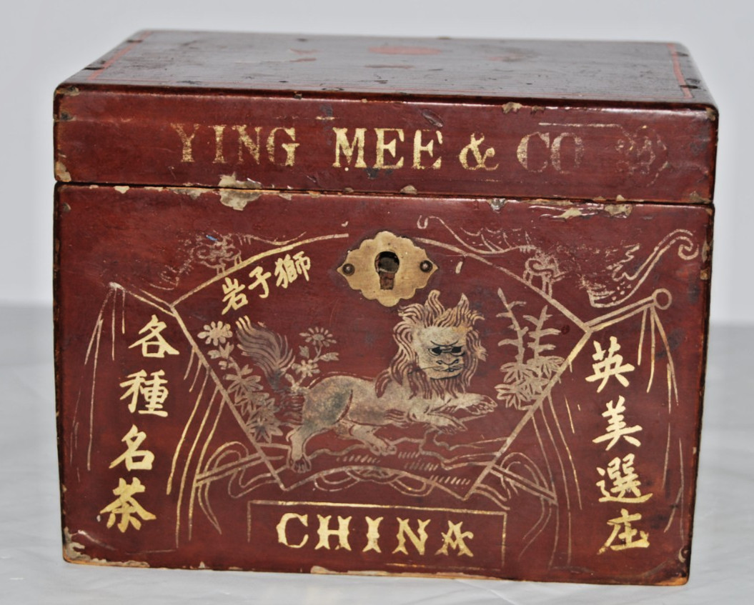 Antique Ying Mee & Co Chinese Red Lacquer Tea Box Caddy Case Foo Dog Floral Art