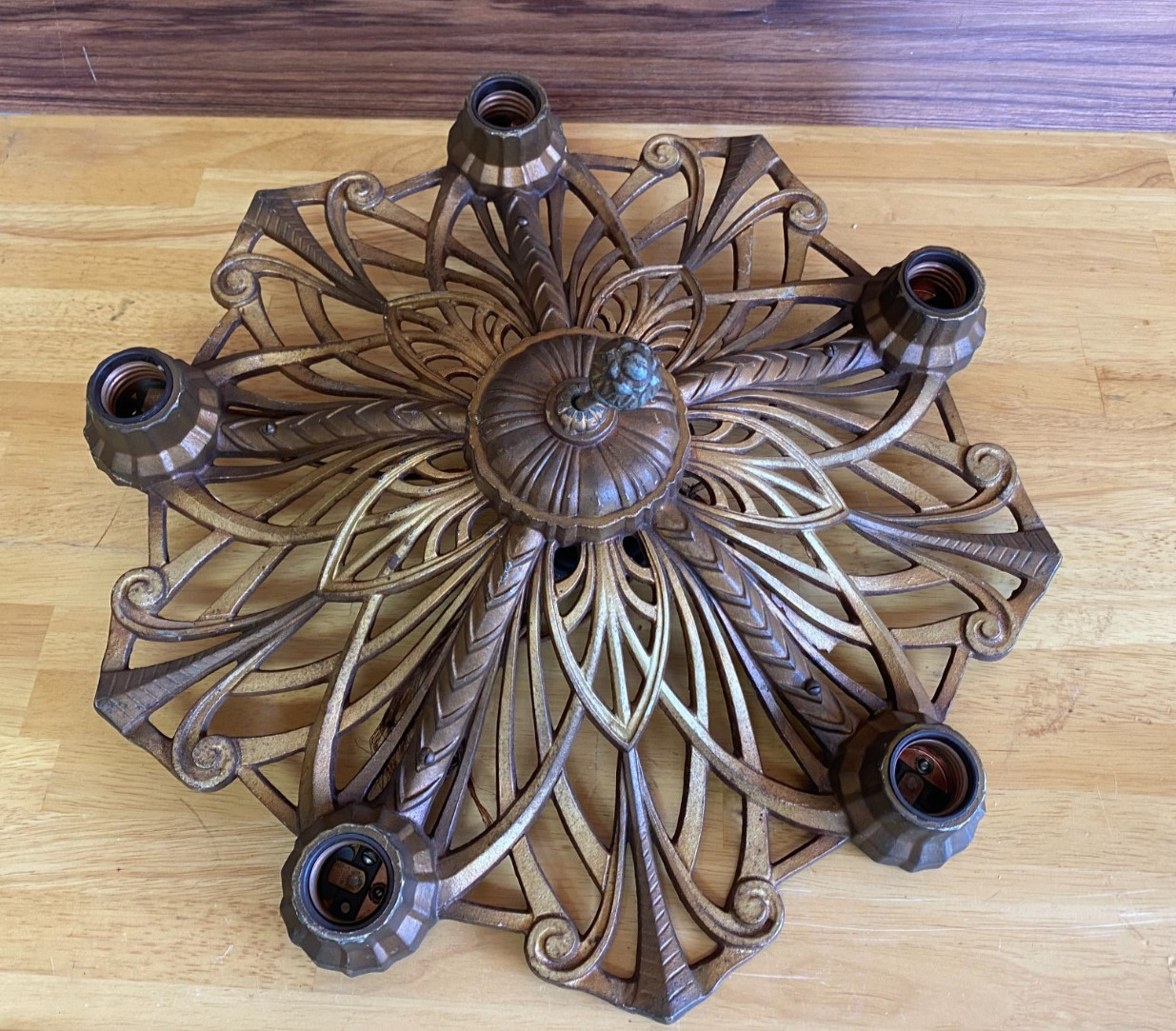 Vtg Art Deco Flush Mount 5 Light Chandelier 16″ Round Heavy Cast Metal 1920-30’s