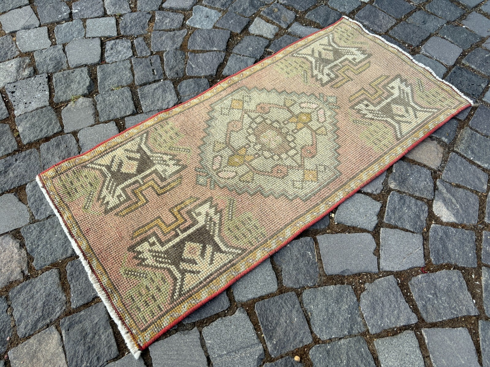 Turkish floor rug, Vintage small rug, 0 wool handmade, Doormats 1,6 x 3,4 ft