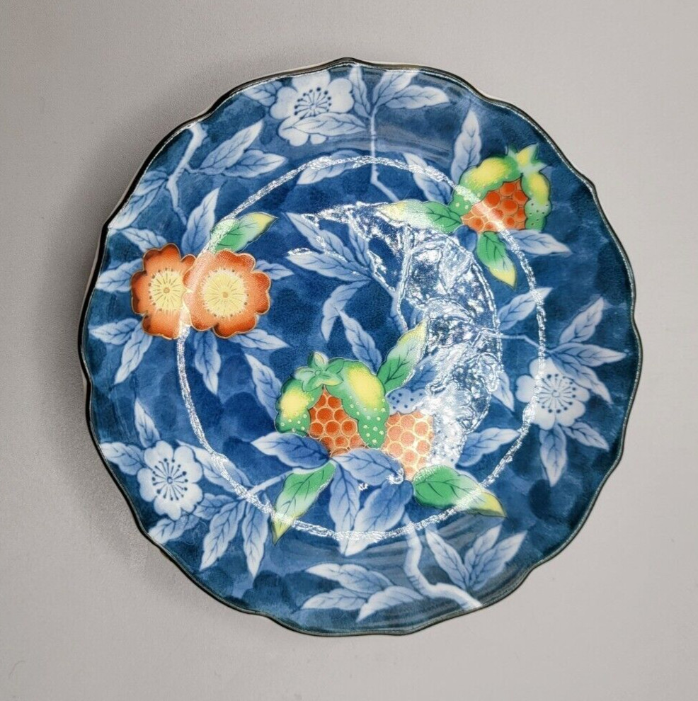 JAPANESE FINE PORCELAIN SHALLOW PLATE DISH FLORAL BLUE RUST RED SCALLOPED EDGE