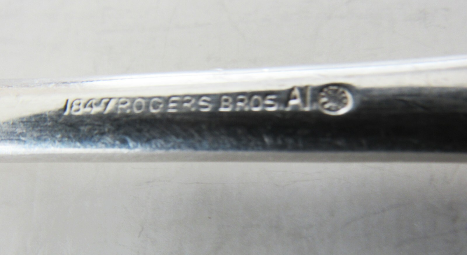 IS 1847 Rogers Bros. LINDEN Silverplate CASSEROLE SPOON 1891