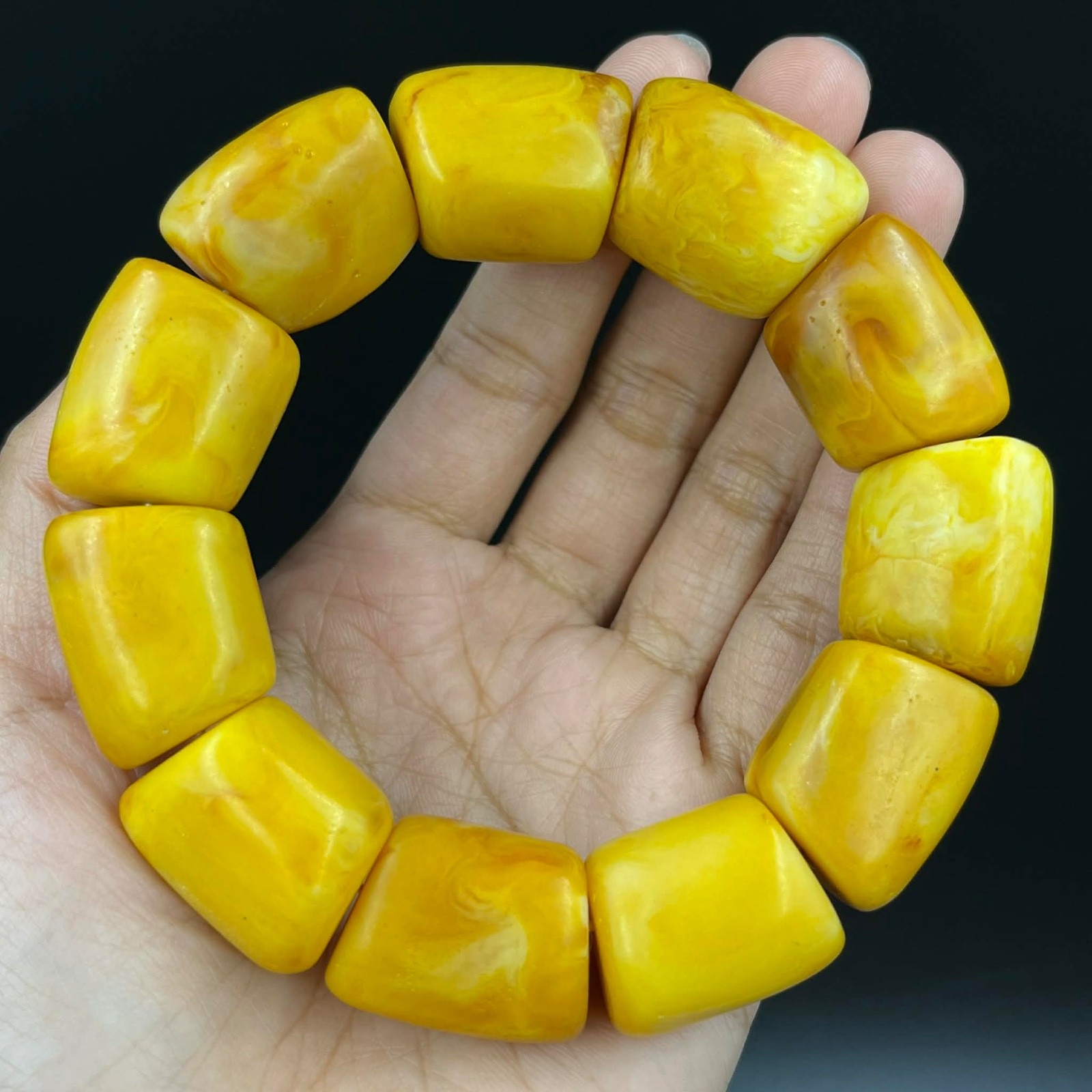 Vintage Poland Amber Butterscotch Antique Baltic Amber Bead bracelet