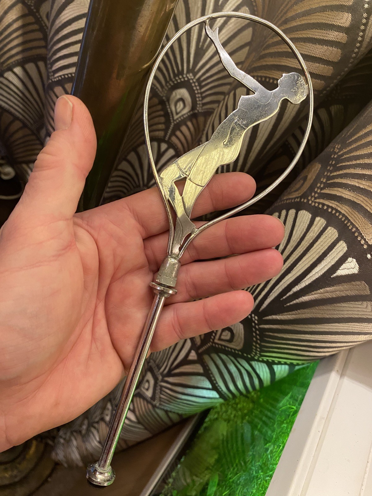 *** STUNNING CHROME 2 D NUDE LADY ART DECO for use on a LAMP or CAKE STAND ***