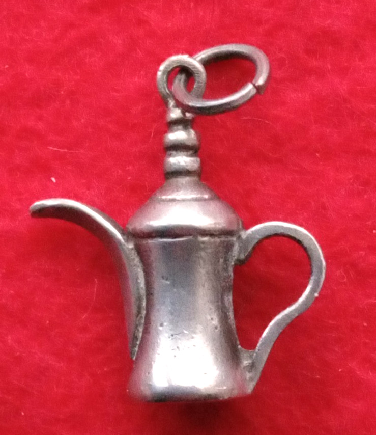 1960s-80s VINTAGE SILVER BRACELET CHARM EASTERN STYLE TEAPOT. CH3-10