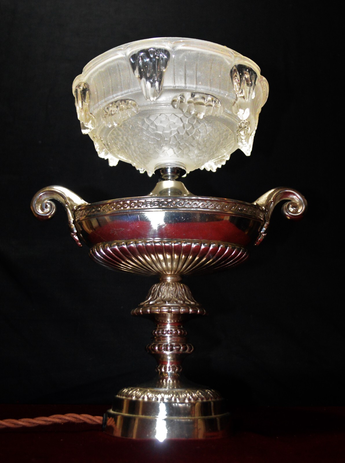 French Ezan Hand-Moulded Iridescent Shade & Aladdin Lamp Silver Plated 2-Handles