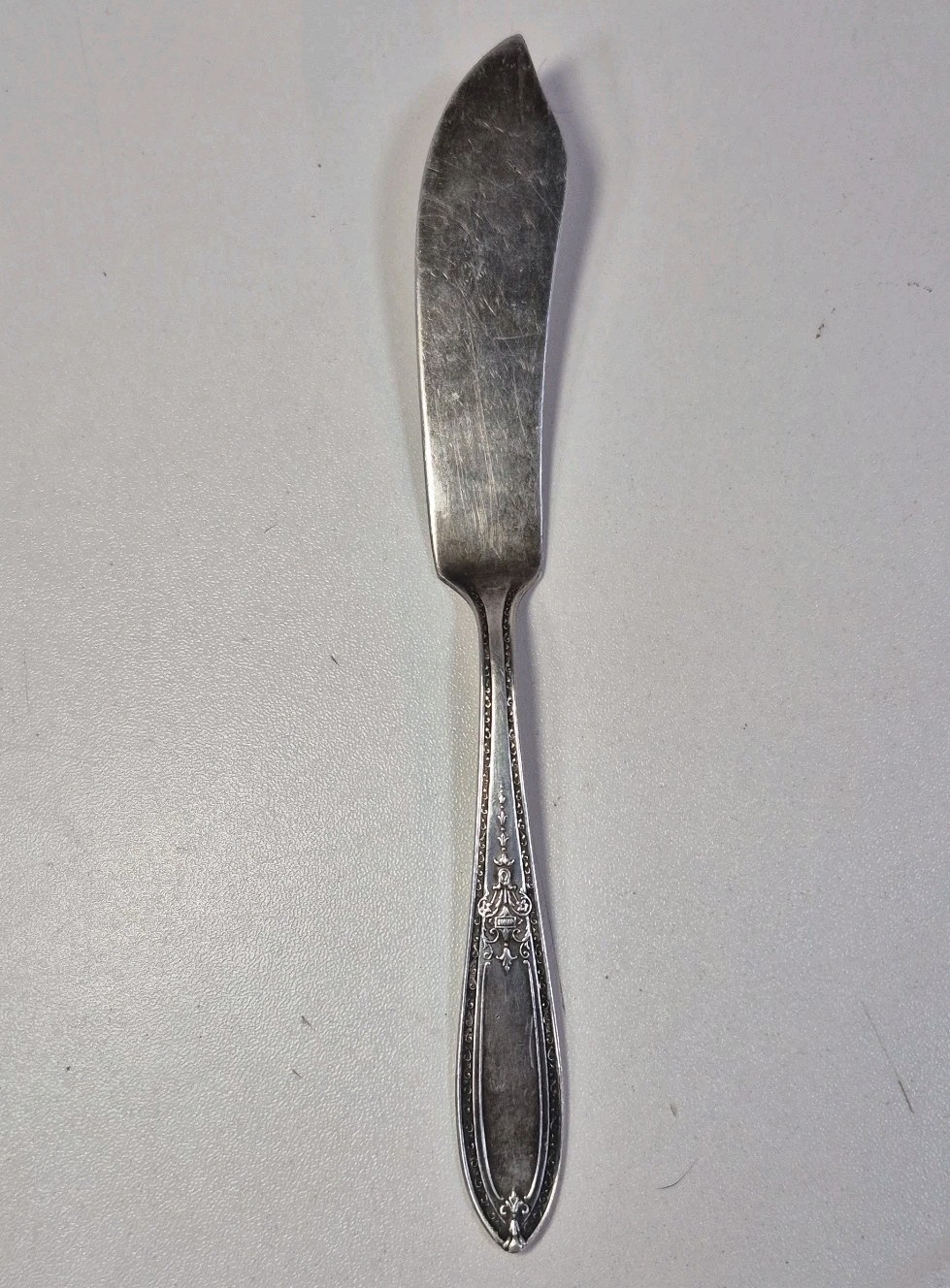 WM Rogers & Son AA Pat. Apr. 14 1925 Antique Silver Plate Butter Knife Triumph