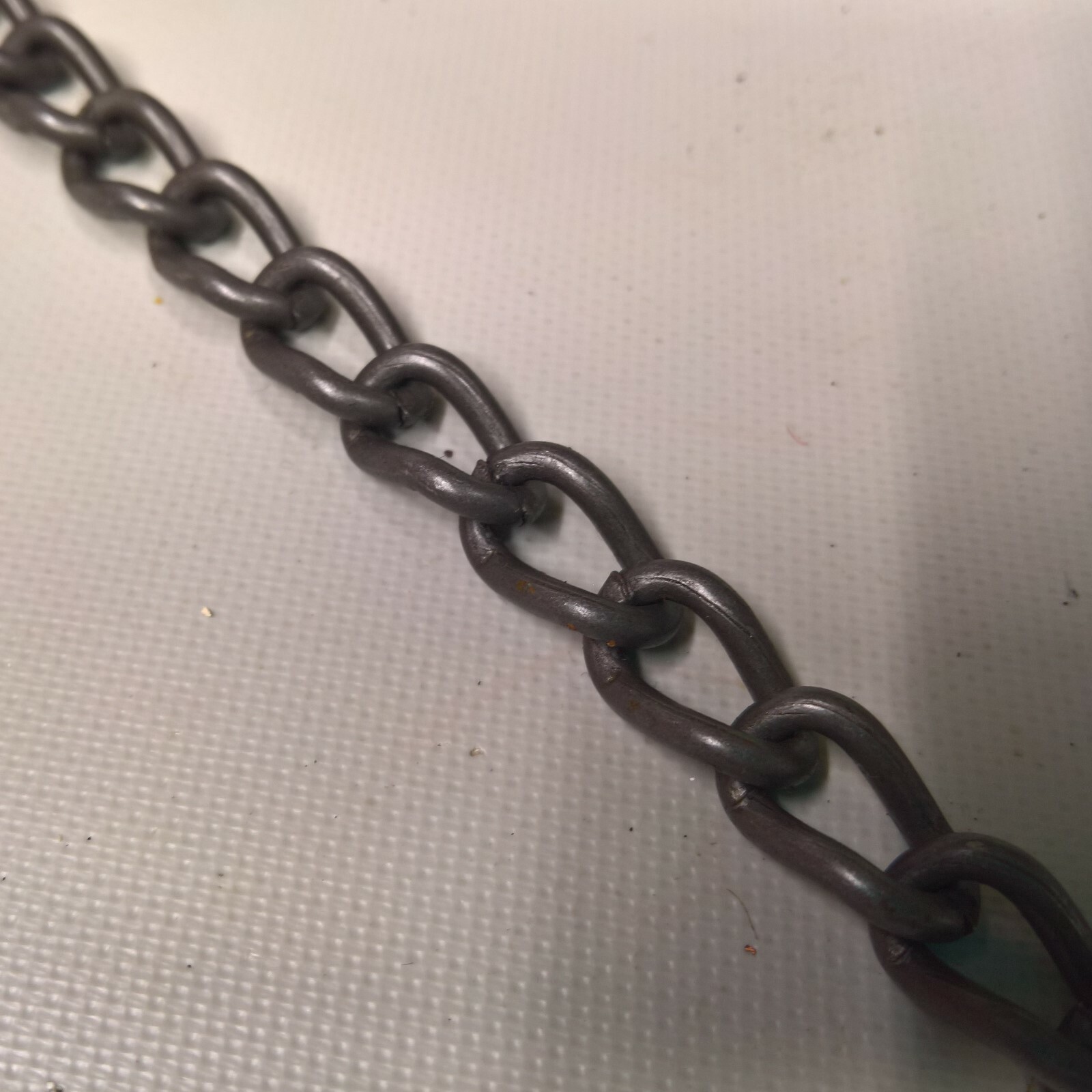 Vintage Twisted Link Chain Industrial Metal Art Garden Hanger Barn