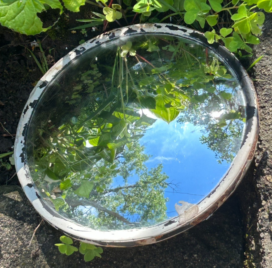 Antique CONVEX GLASS CAST IRON MIRROR 9″ Sideview Reflector Chippy Rusty Salvage