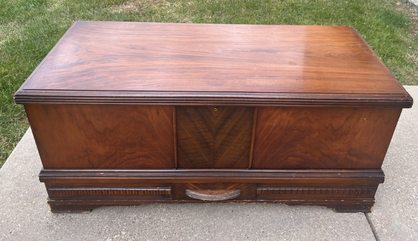 Roos Cedar Chest Vintage SealTite Lid Hope Blanket Trunk 1940s Forest Park IL