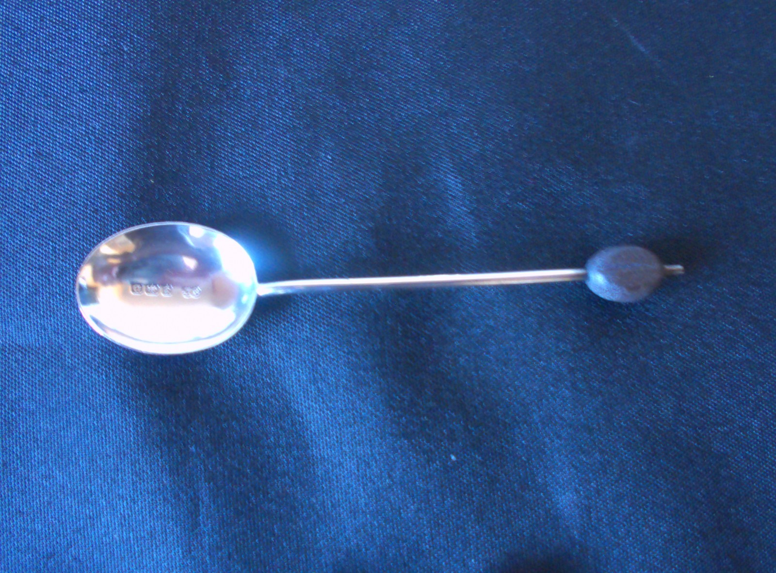 Beautiful Solid Silver Boxed Enamelled Spoons Dated 1928 By William Suckling Ltd