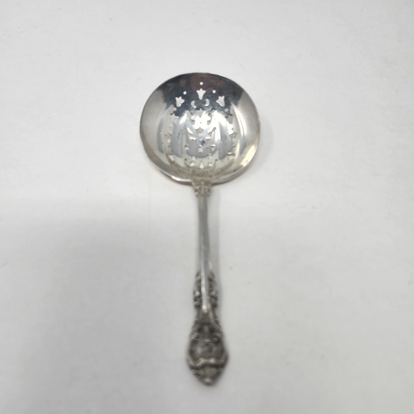 Gorham King Edward Sterling Silver Pierced Serving Spoon Bon Bon Nut Tomato .8oz