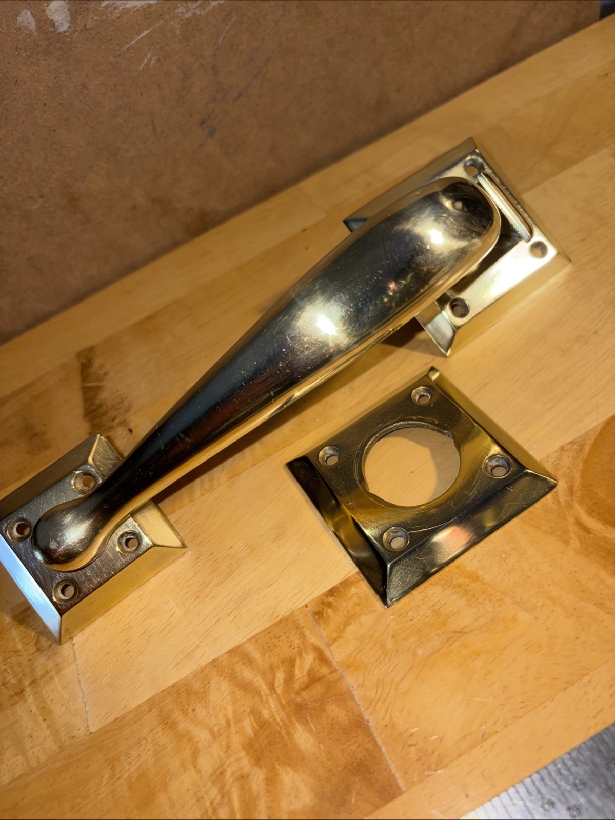 Antique Benton Solid Brass Thumb Latch Square Ext Handle W/Deadbolt Escutcheon.