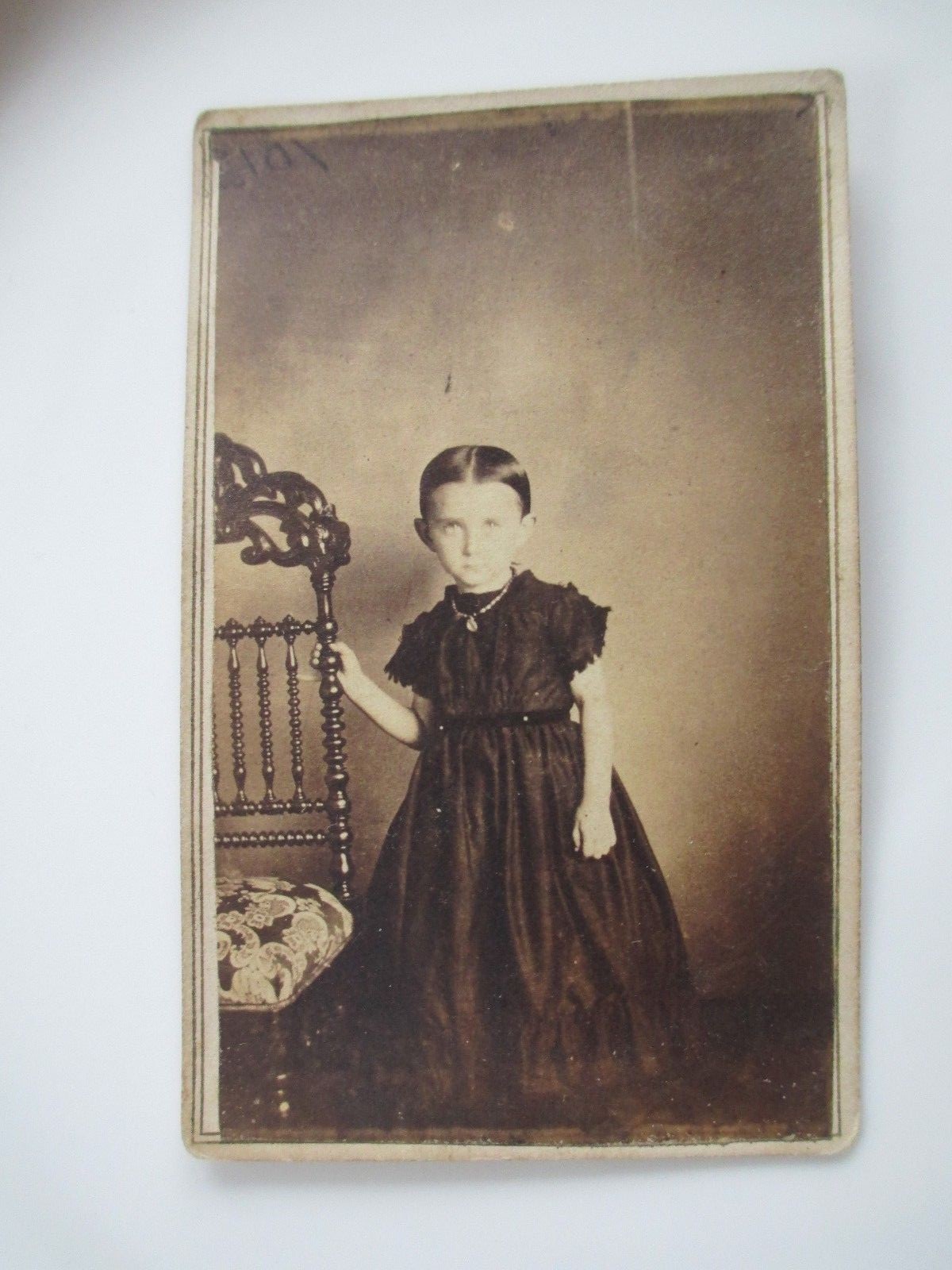 child VICTORIAN  CDV PHOTO picture IMAGE photograph Civil War era GIRL & CHAIR