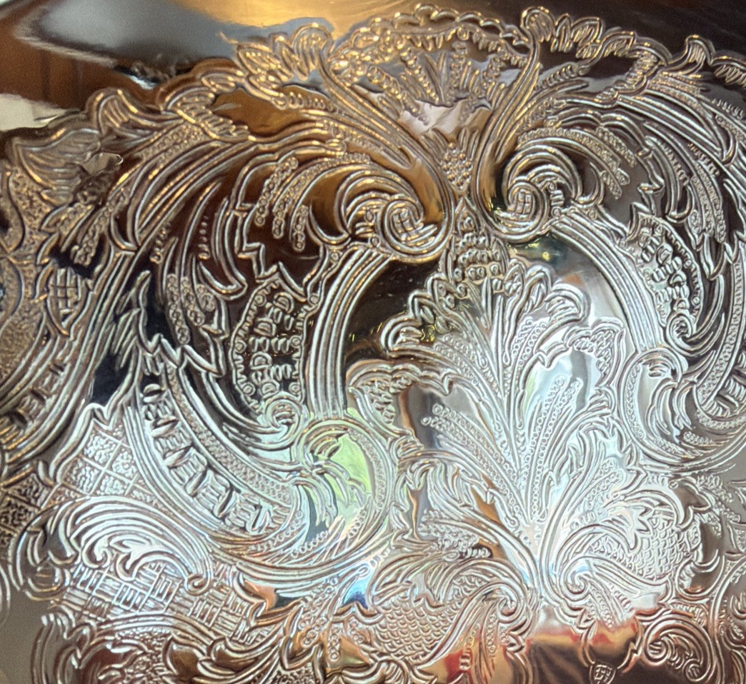 Oneida Silverplate Serving Tray 12″ – Engraved Center