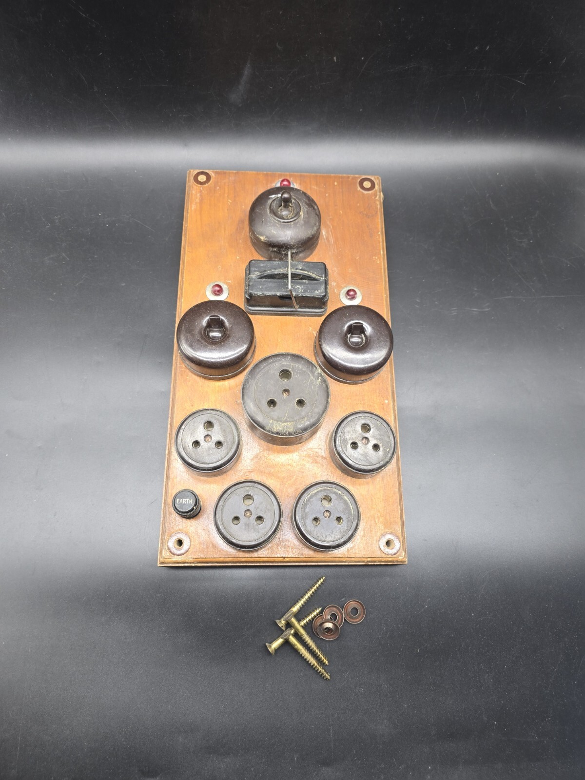 Vintage 1940s Switches Plug Sockets With Red Light Indicator 17x32cm Switchboard