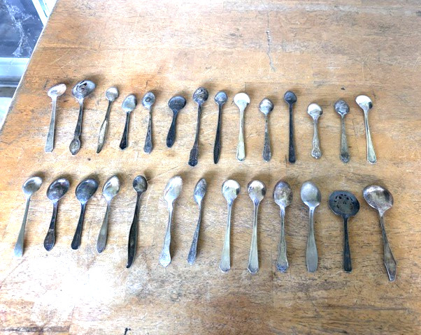 27 Piece Set Silverplate Mixed Patterns SMALL SPOONS For Crafts
