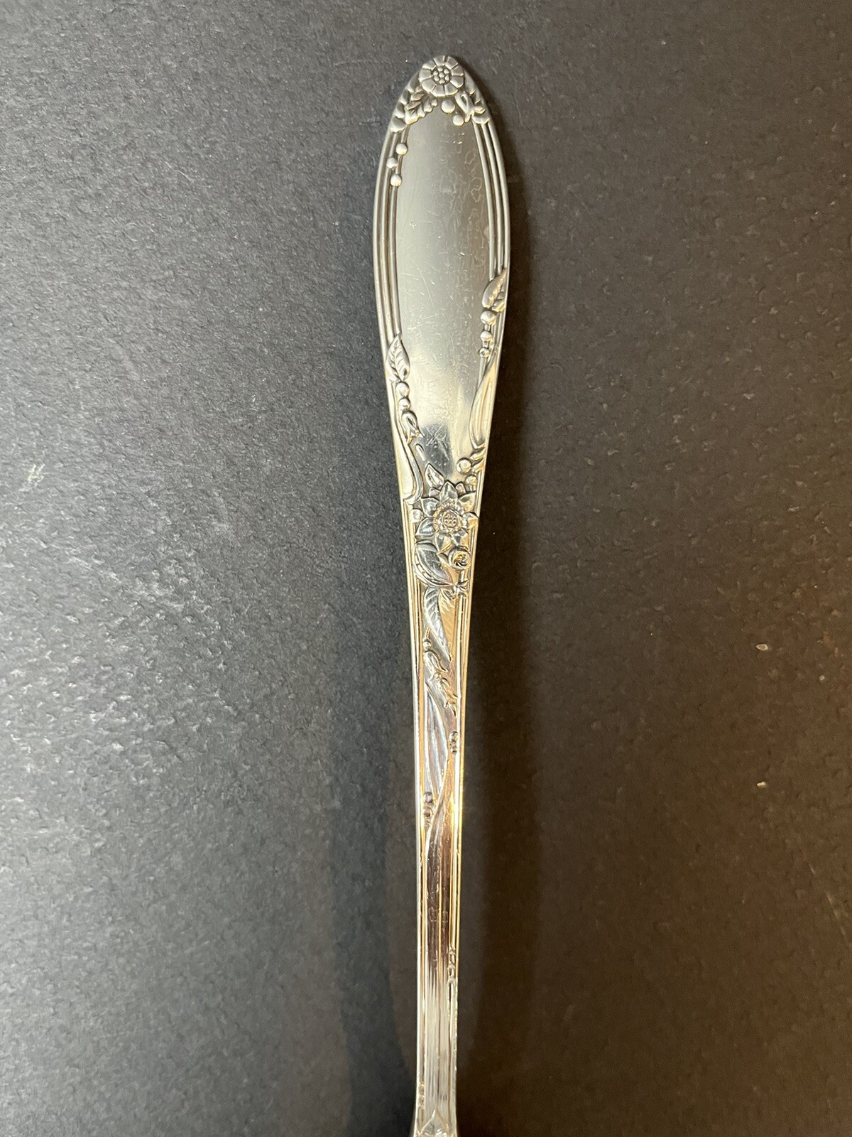Oneida Sterling Silver Serving Spoon Virginian Pattern 65.5 Grams No monogram