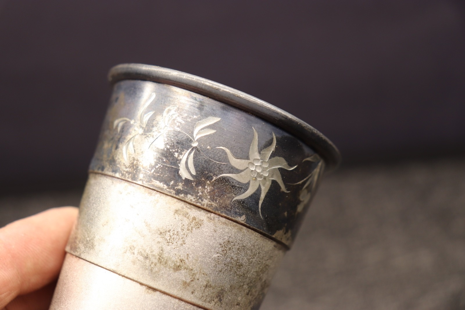 Vtg Poole Silver Co 246 Collapsible Cup Etched Flowers Silver plate Taunton Mass