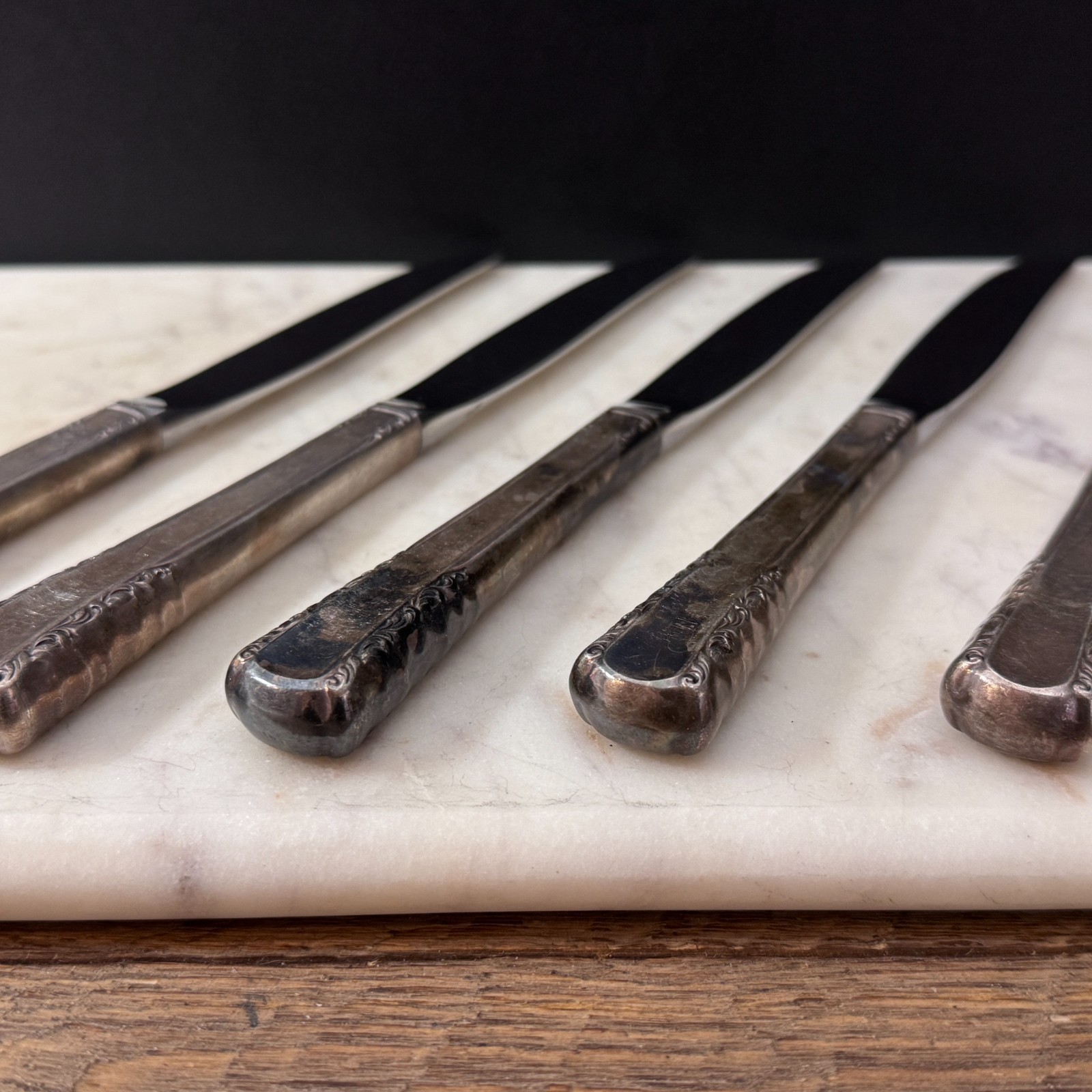 May Queen Stainless Dinner Knife Silverplate Handle International Silver 5pc Set