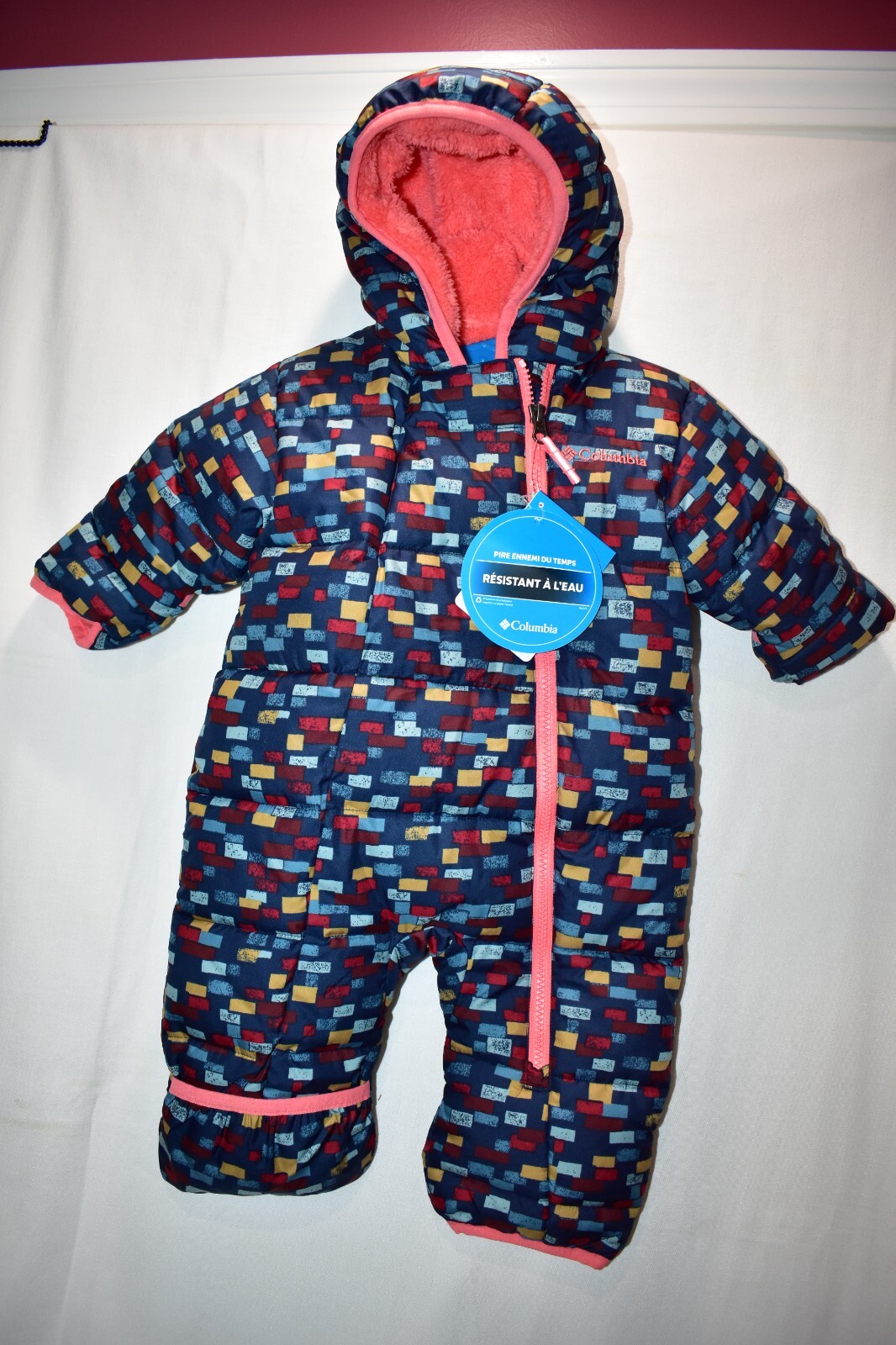 COLUMBIA NWT INFANT 3 – 6 MOUNTHS FROSTY FREEZE BUNTING
