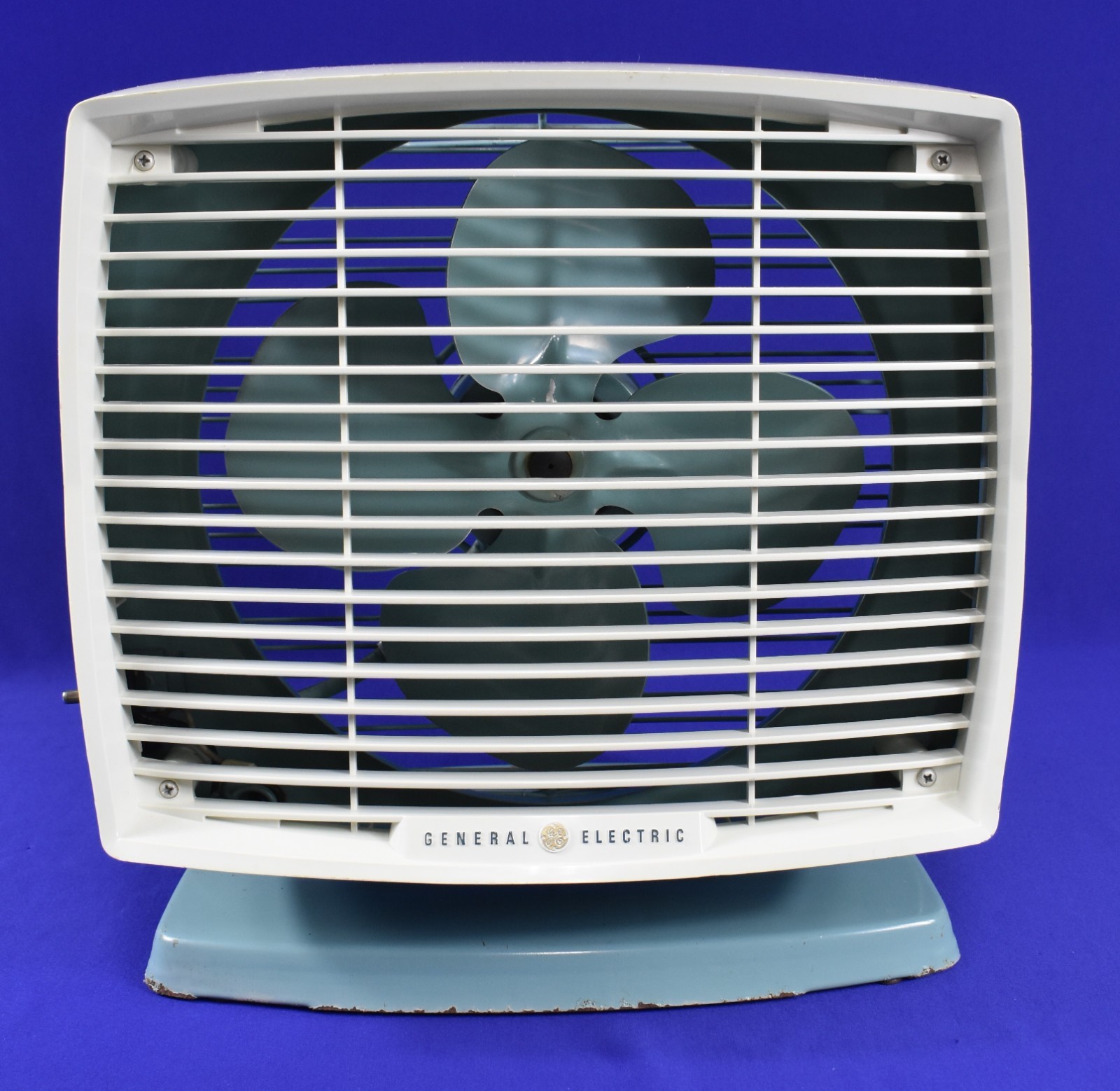 1950s MCM 10″ FAN AQUA GREEN Desk/Wall GE 2 Speed Fan F12A2 – WORKS GREAT #5423